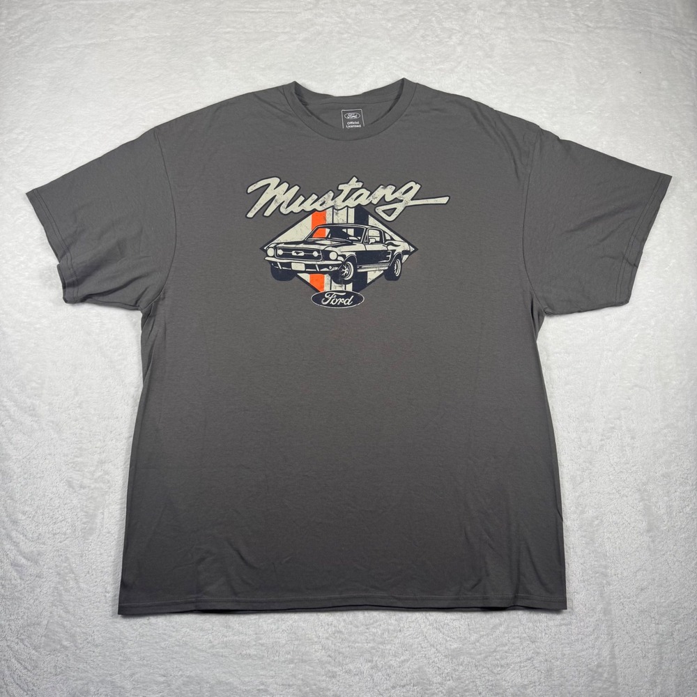 Ford Mustang Graphic T-Shirt Mens 2XL Gray Short Sleeve Cotton Vintage Car Tee